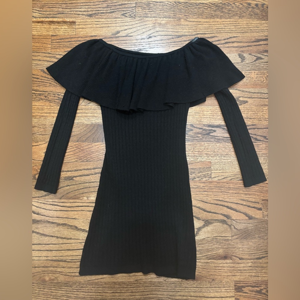 Impeccable pig sweater dress- small